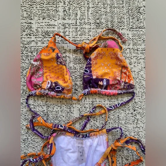 Multicolor bikini - Picture 2 of 3